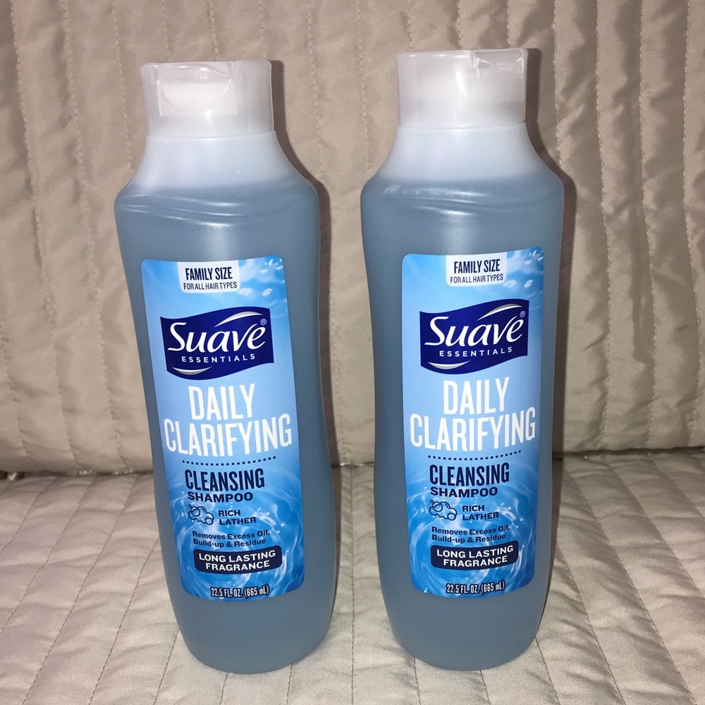 2- Suave Daily Clarifying Cleansing Shampoo 22.5 oz. All hair types Discontinued